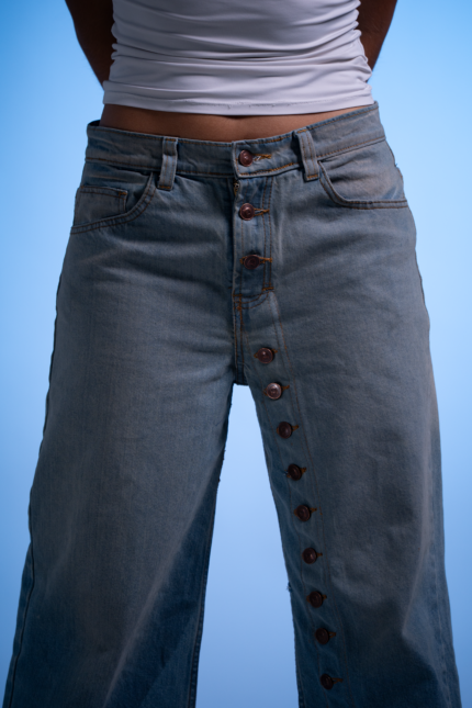 Bottom up jeans